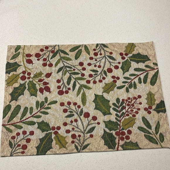 St. Nicholas Square Christmas Placemats - Picture 1 of 5